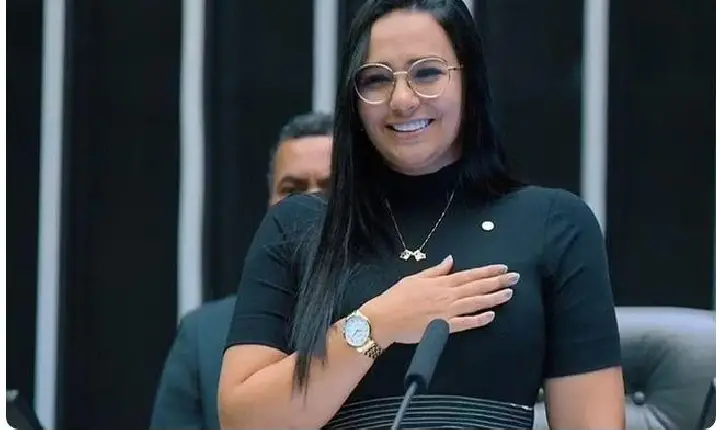 Deputada federal do Ceará encontrou câmeras escondidas no apartamento onde morava, em Brasília