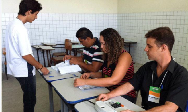 Eleições 2026: Como funciona a folga eleitoral e quais os direitos dos mesários na eleição de 2026