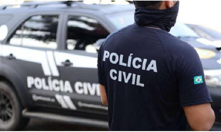 Homem é preso em flagrante após agredir a própria filha de 18 anos em Fortaleza