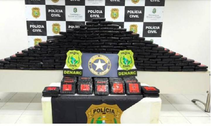 Mais de 200 kg de maconha são apreendidos em potes de açaí no bairro Jangurussu, em Fortaleza
