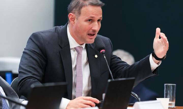 Motta anuncia Derrite como relator do projeto antifacção