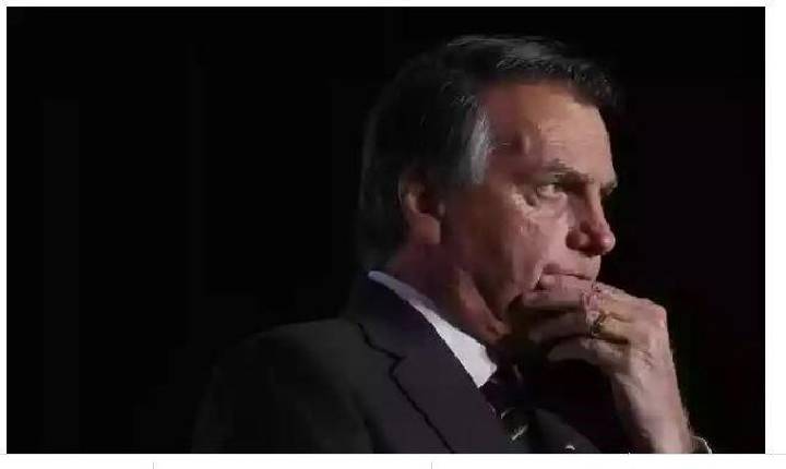 STF forma maioria para manter prisão preventiva de Bolsonaro; placar é de 3 a 0