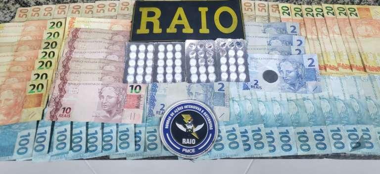 Homem é preso por tráfico de drogas e com mais de R$ 4 mil em espécie, em Tianguá