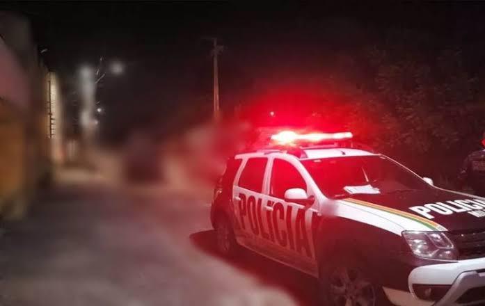 Polícia apreende em flagrante uma menor arrombando e furtando comércio em Iguatu