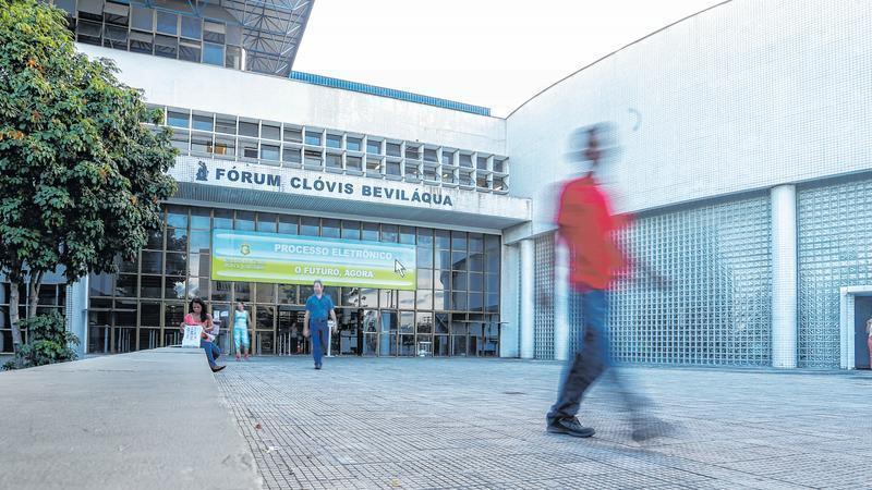 Acusado de matar homem após vítima sair do Fórum vai a Júri Popular; entenda o caso
