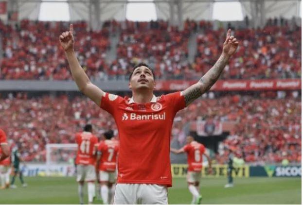 De virada, Inter vence o Flamengo por 2 a 1 no estádio Beira-Rio pelo Brasileirão no jogo das 11:00h