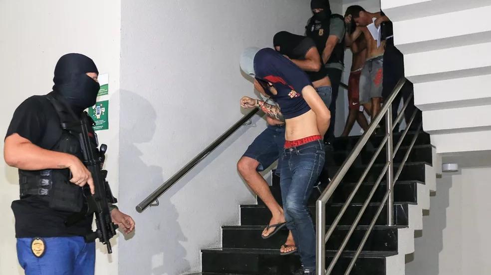 Facção criminosa cearense fatura R$ 5 milhões por mês e se expande para outros quatro estados