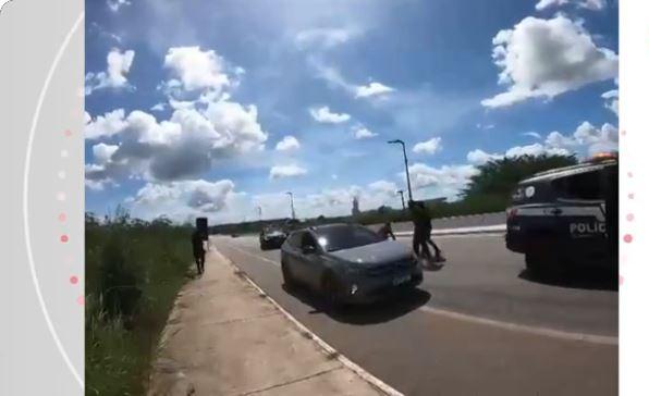 Polícia prende em flagrante homem com cinco kg de crack em rodovia no Cariri, no Ceará