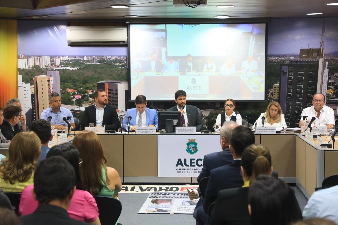 Audiência pública debate o futuro do Hospital Regional de Iguatu
