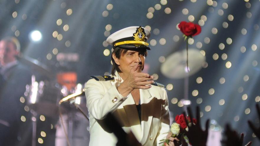 Música de Roberto Carlos é considerada plágio por laudo judicial, diz colunista