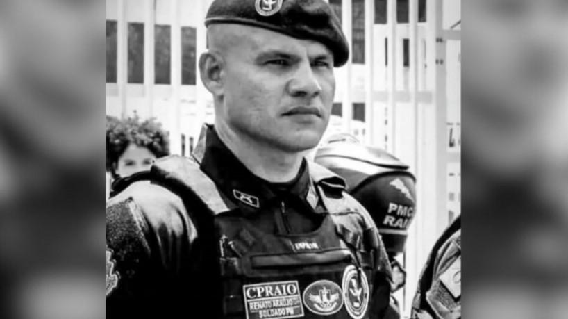 Policial morre ao cair de moto durante perseguição a suspeito em Icapuí