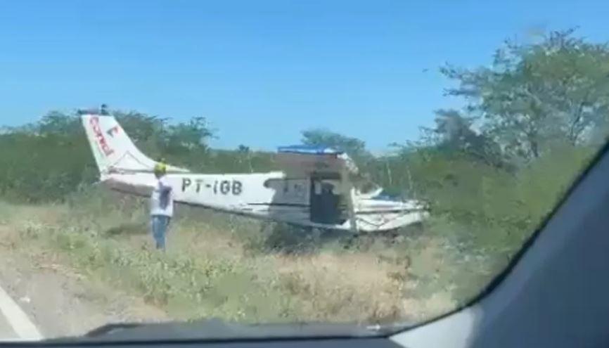 Avião que pertence a Iguatuense tem pane e faz pouso forçado no interior do Ceará