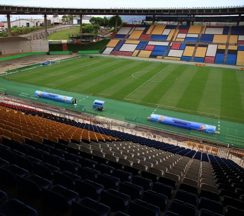 Flamengo define locais das partidas contra Atlhetico e Santos, após decisão do consórcio de fechar o estádio para realizar reparos no gramado