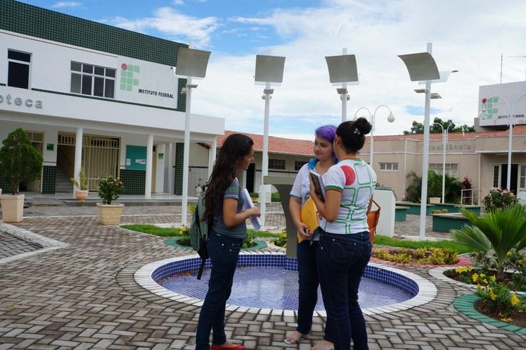 IFCE abre para o Sisu 2023.2 mais de 500 vagas em 13 cidades; veja como participar