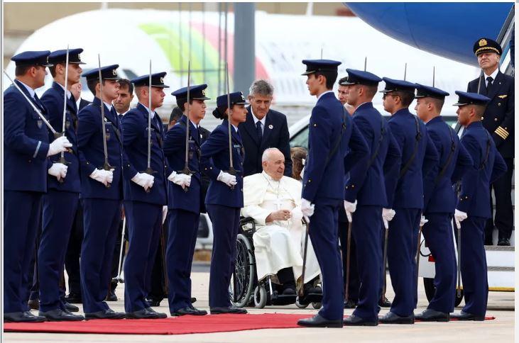 Papa Francisco chega a Lisboa para a Jornada Mundial da Juventude