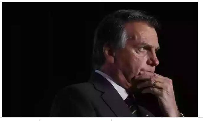 Polícia Federal pede quebra de sigilo fiscal e bancário do ex-presidente Jair Bolsonaro