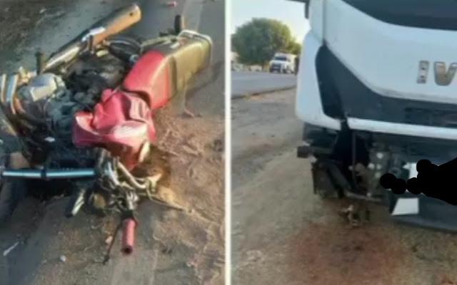 Acidente entre moto e caminhão, na saída de Mombaça para Acopiara deixa duas vitimas fatais