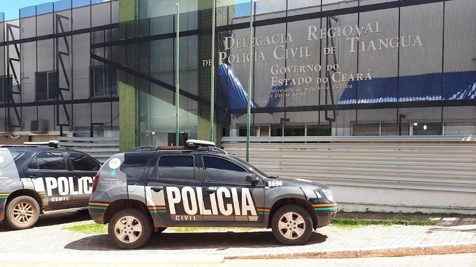 Mãe suspeita de deixar filhos trancados é presa por abandono de incapaz em Carnaubal
