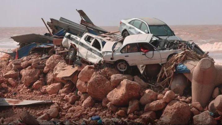 Tempestade na Líbia deixa mais de 5 mil mortos