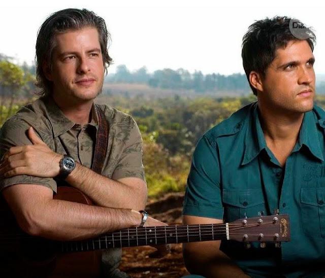Victor e Leo anunciam retorno ao sertanejo; dupla deve receber R$ 70 milhões para voltar aos palcos