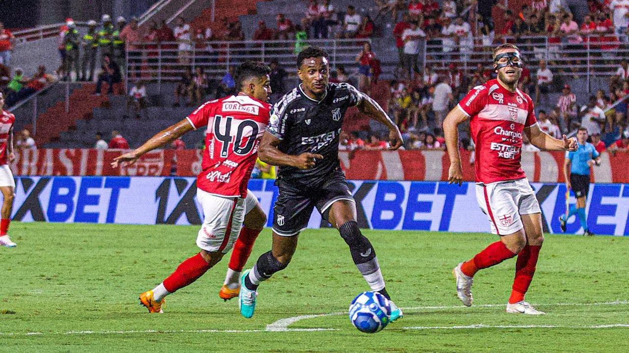 Apático, Ceará perde para o CRB fora de casa e vê chances de acesso praticamente zerarem