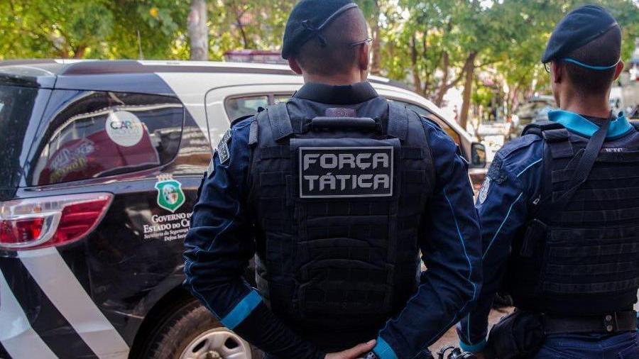 Estudante é atingida com canivete por outro aluno em escola de Fortaleza; suspeito é preso