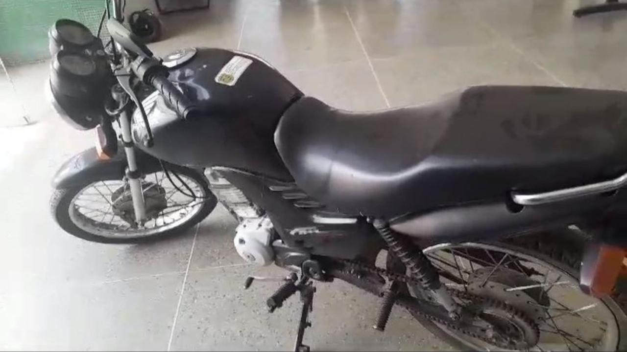 Moto roubada em Juazeiro do Norte, é encontrada em Iguatu