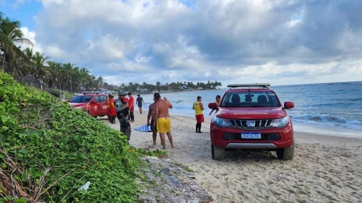 Mulher tentar salvar marido de afogamento, mas os dois acabam morrendo em praia do RN