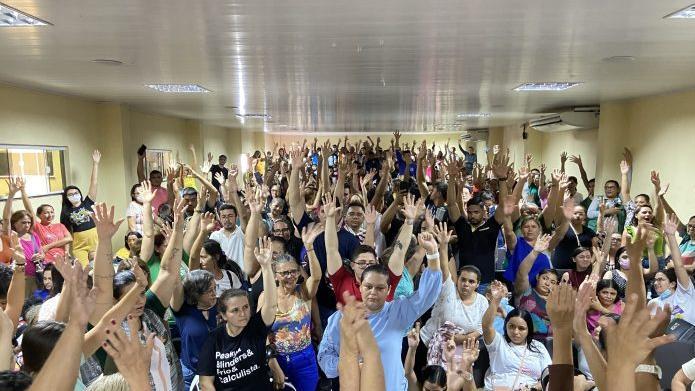 Após entrave, prefeito do Iguatu conclui nesta sexta (12) pagamento de salários atrasados