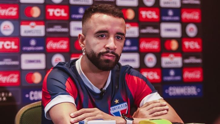 Bahia supera concorrência do Palmeiras e encaminha contratação de Caio Alexandre, do Fortaleza