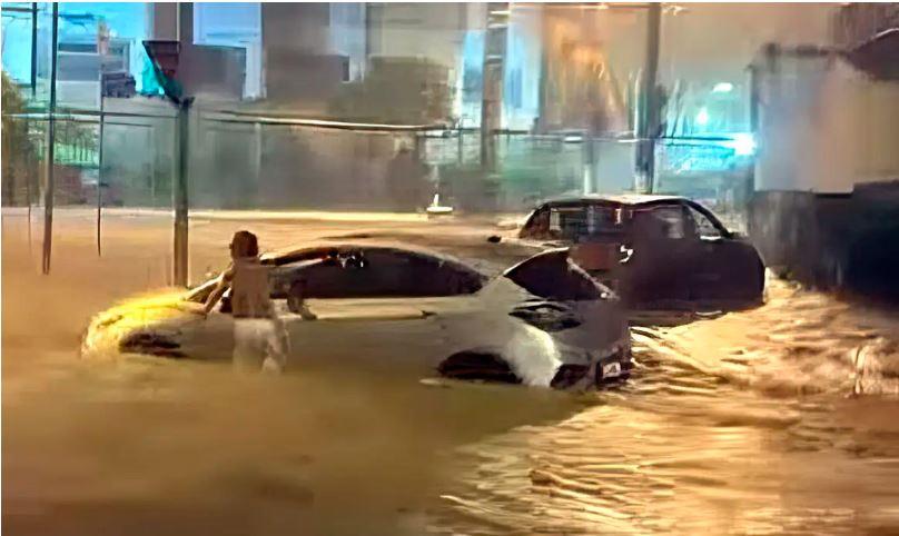 Chega a 12 o número de mortos pelas chuvas no Rio