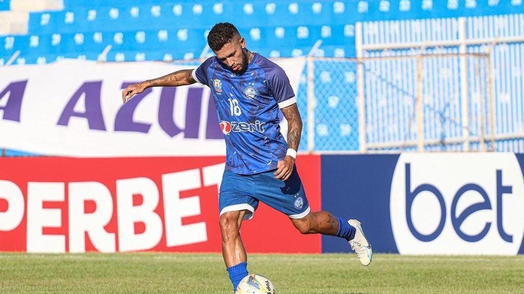 Iguatu vence Atlético no Morenão na estreia do Campeonato Cearense