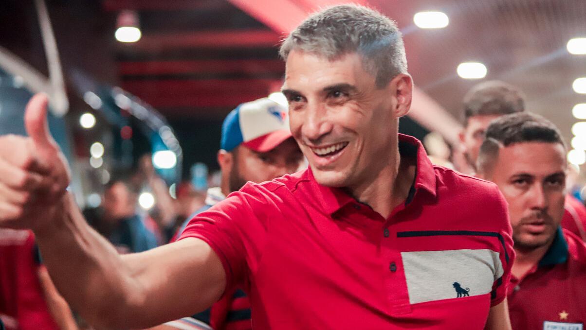 Vojvoda recusa proposta do São Paulo e segue no Fortaleza para temporada 2024