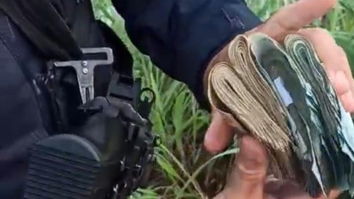 Estelionatário é preso com quase R$ 20 mil na cueca na Região Metropolitana de Fortaleza