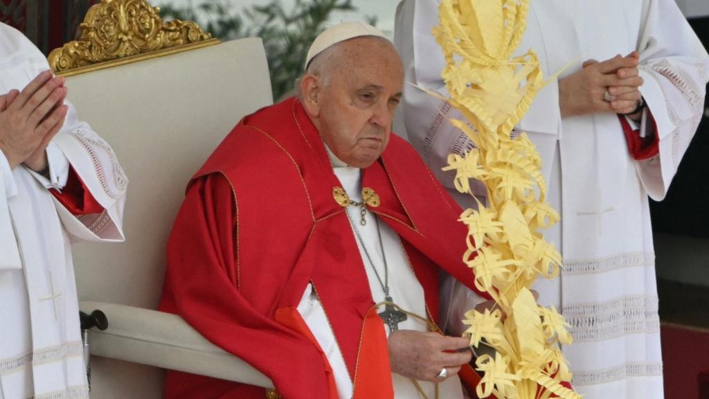 Papa Francisco considera ataque do Estado Islâmico na Rússia 'covarde e desumano'