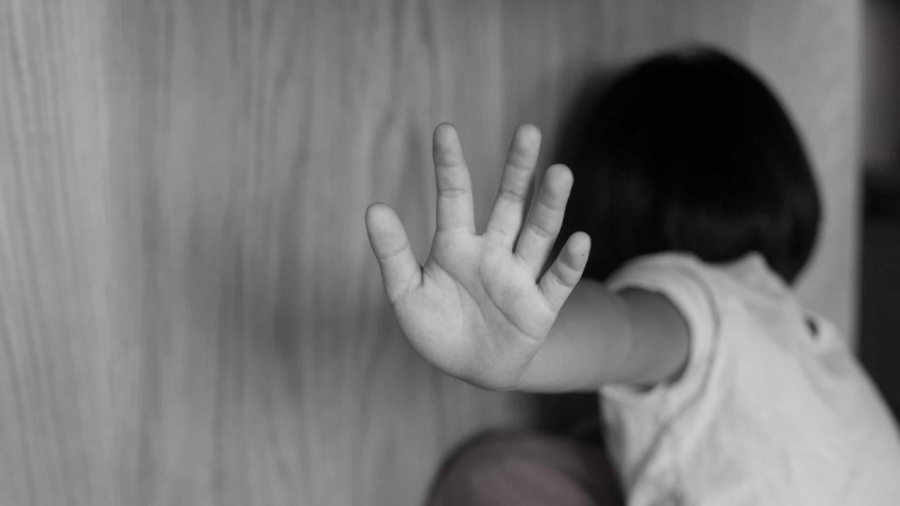 Professor é suspeito de praticar estupro contra menina de quatro anos em escola municipal em Fortaleza