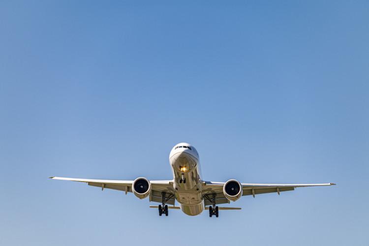 Voo da Latam da Austrália ao Chile perde altitude e passageiros 'voaram pela cabine'