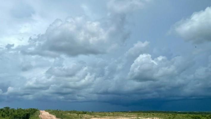 Ceará tem 64 cidades no aviso de ‘perigo’ de chuvas intensas com chuvas de até 100 mm; veja lista