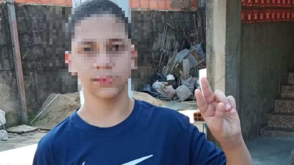 Estudante de 13 anos morre após ser golpeado nas costas por colegas em escola de Praia Grande, em SP
