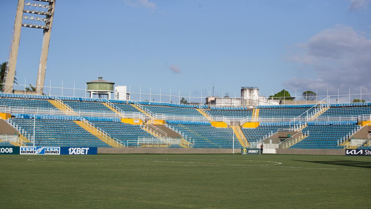 Jogos de Fortaleza e Ceará são transferidos para o PV em meio a críticas ao gramado do Castelão