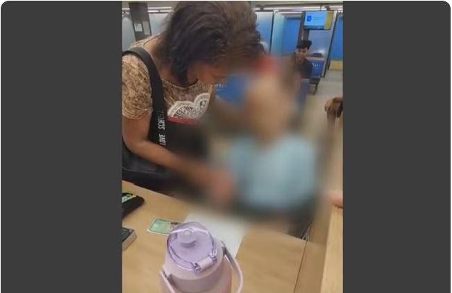 Mulher leva cadáver em cadeira de rodas a banco para fazer empréstimo de R$ 17 mil no Rio de Janeiro