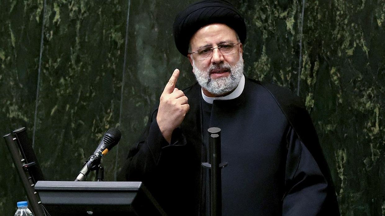 Presidente do Irã,Ebrahim Raisi e o ministro das Relações Exteriores iraniano, Hossein Amir-Abdollahian, morrem em queda de helicóptero