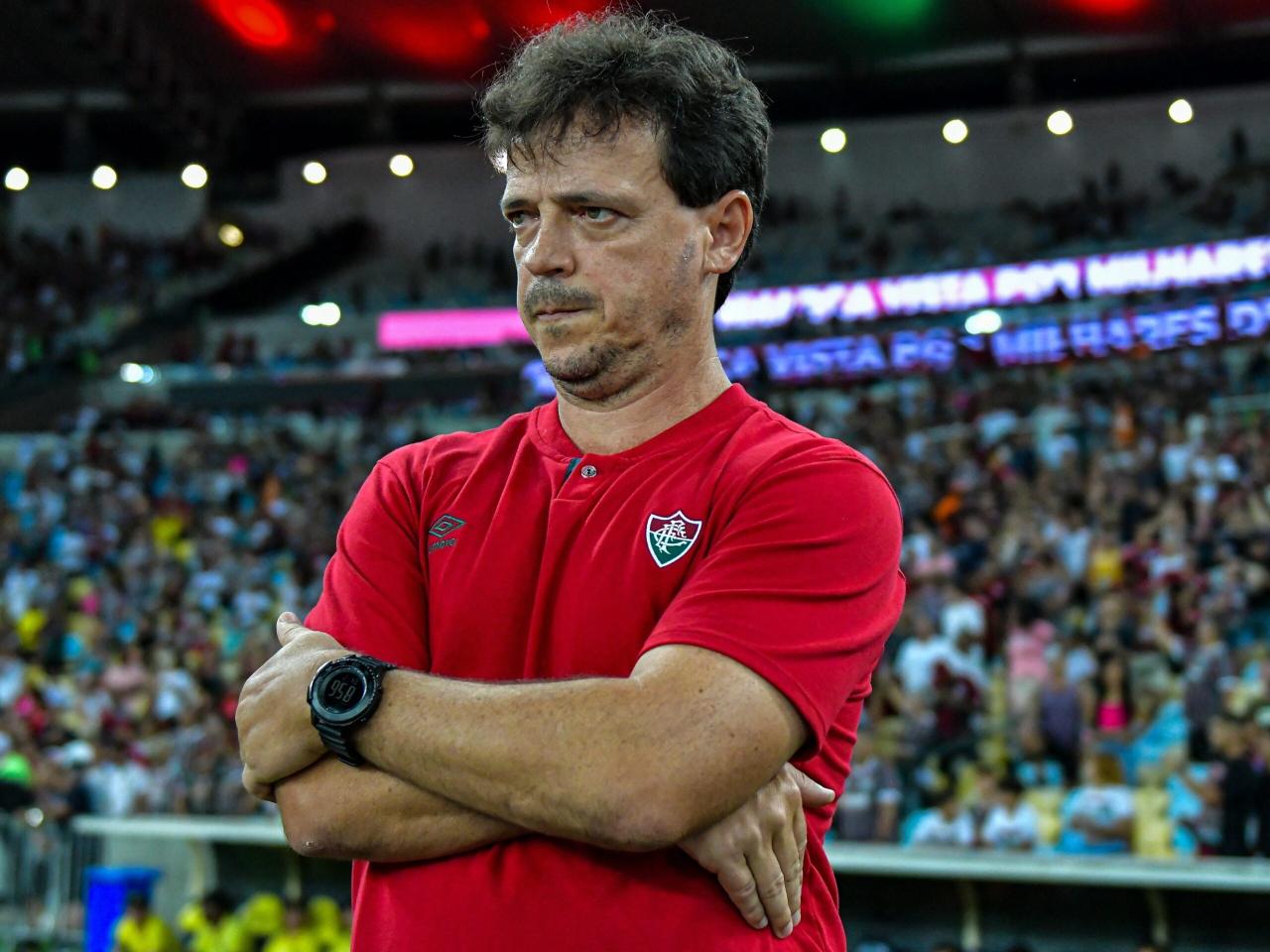 Fluminense demite técnico Fernando Diniz