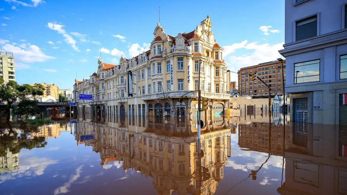 Nível do Guaíba sobe 23 centímetros e prefeitura de cidade gaúcha emite alerta para inundações