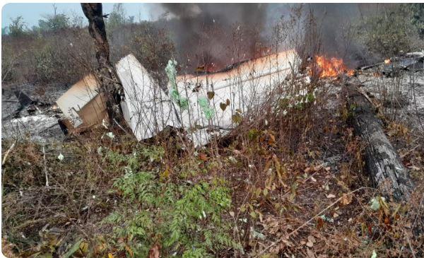 Avião de pequeno porte cai e deixa 5 mortos em Apiacás, na zona rural de Mato Grosso