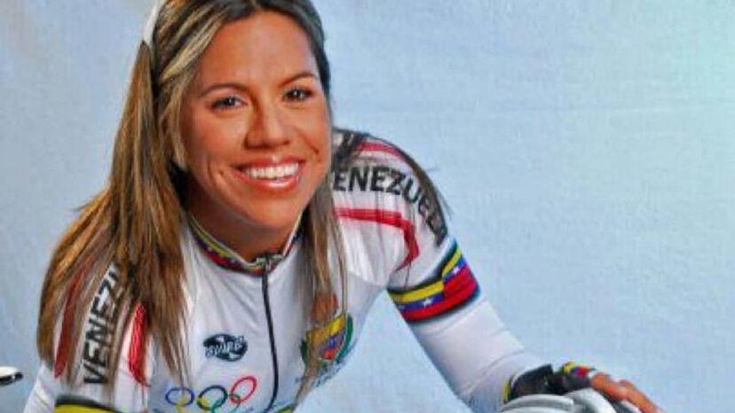 Ciclista olímpica venezuelana é encontrada morta em casa após engasgo