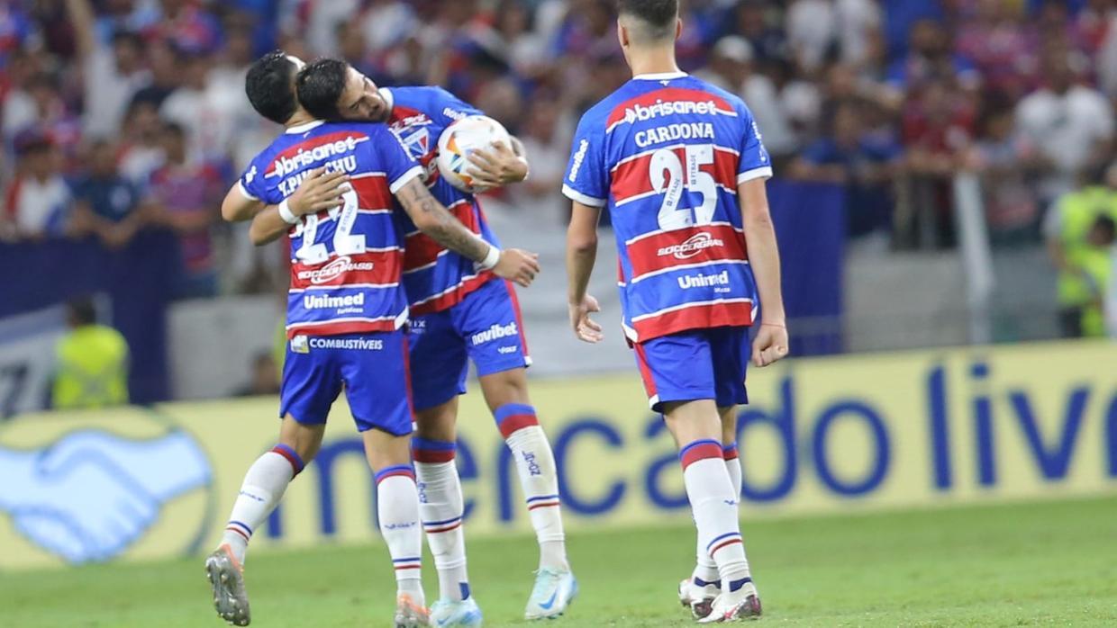 Fortaleza vence Rosario Central de virada e garante vaga nas quartas da Sul-Americana