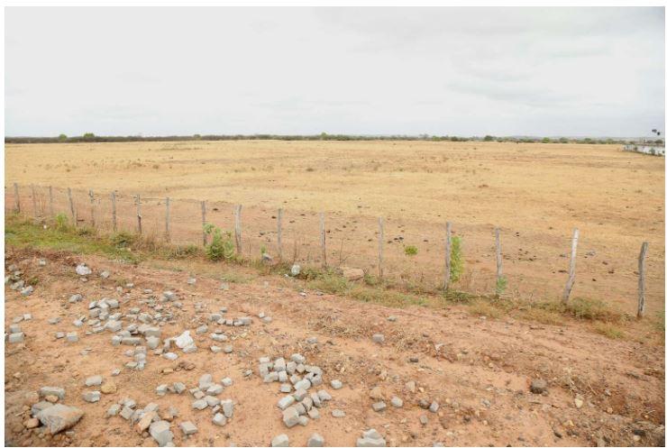 Em Iguatu, governador assina desapropriação de terreno para construção do Hospital Regional do Centro-Sul