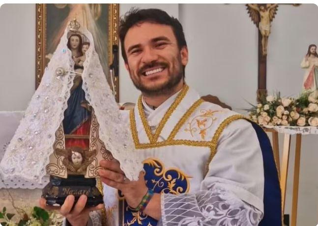 Padre morre após colisão entre moto e cavalo solto na BR-230 no Pará