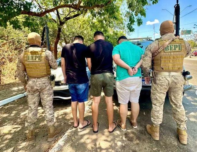 Cearenses são presos no Piauí por suspeita de aplicarem golpes em agências bancárias
